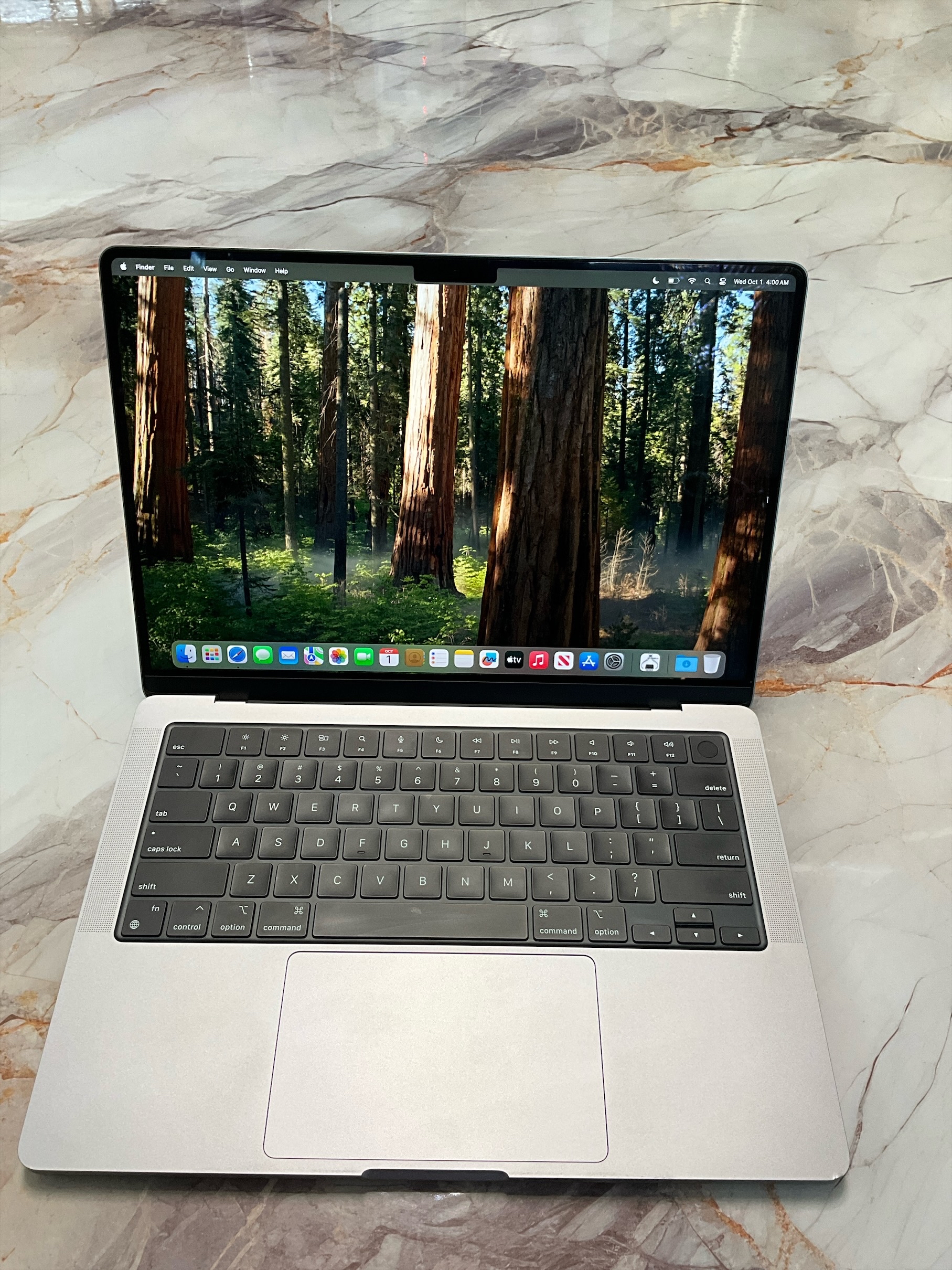 MacBook Pro 2021, 14-inch/ M1 pro/16GB/512GB
